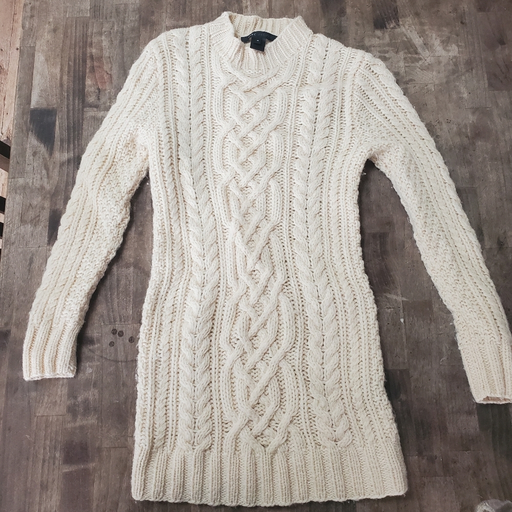 Marc Jacobs knit cream colored sweater. Size small.